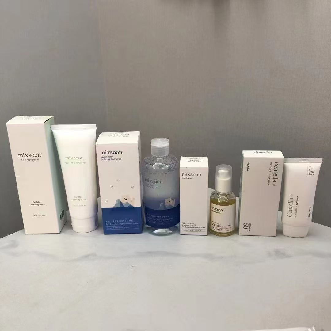Luxury Skincare Brands - ครีมกันแดดผสมสารสกัดจากถั่ว Mixsoon ของเกาหลี พร้อมสารสกัดใบบัวบก ทำความสะอาดผิวหน้า ให้ความชุ่มชื้น